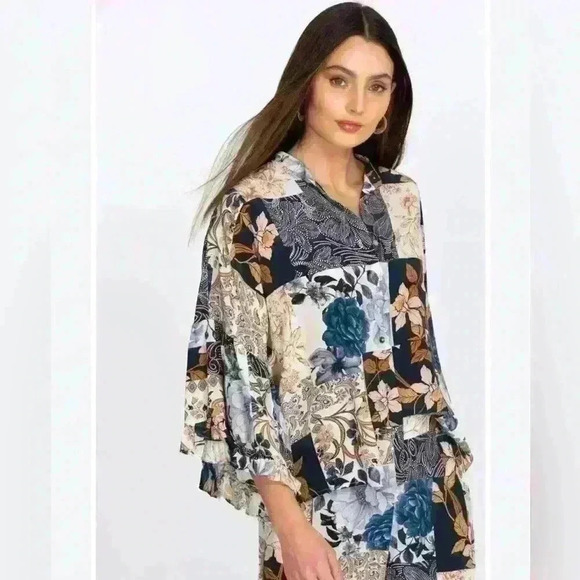 Johnny Was Tops - NWOT Johnny Was 100% silk Leo button down top